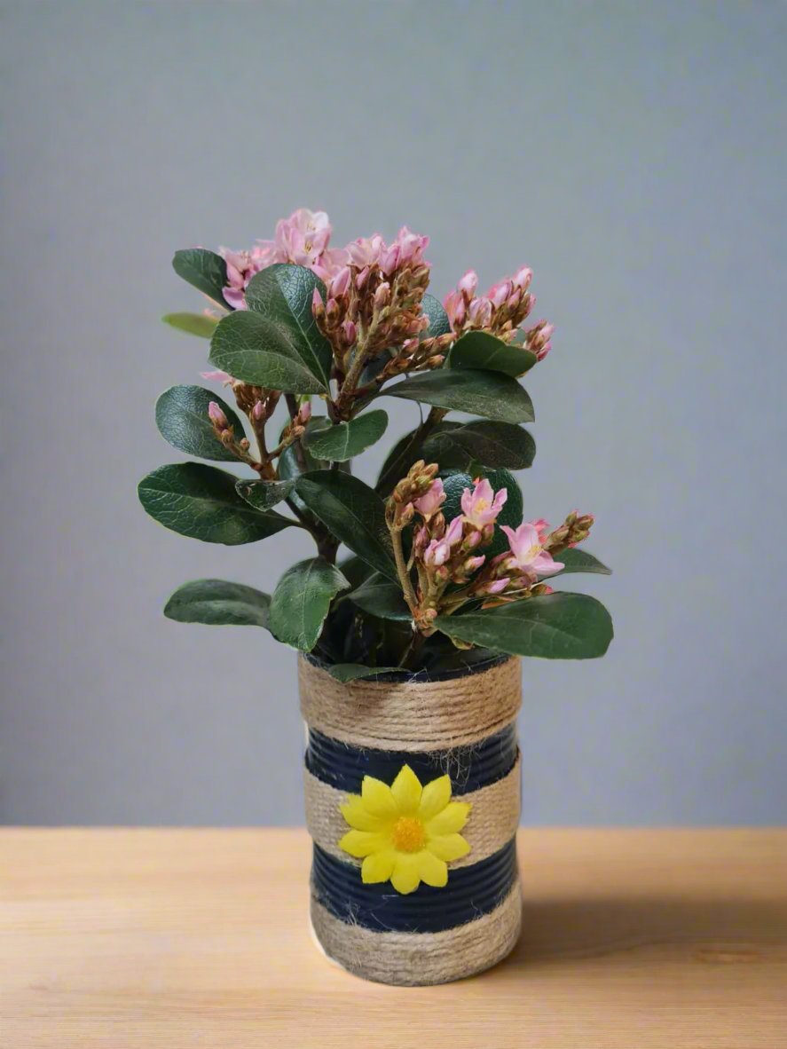 Tin can vase